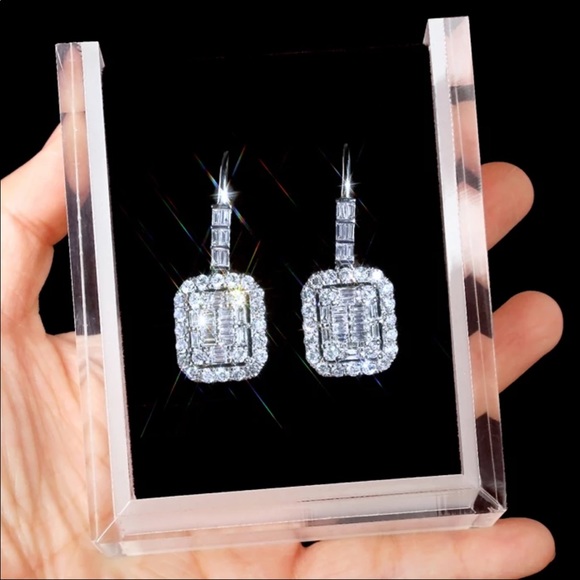 New Luxury Silver Diamond Women’s Hoop Earrings - Picture 5 of 6